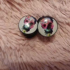 Size 0 skull flower gagues